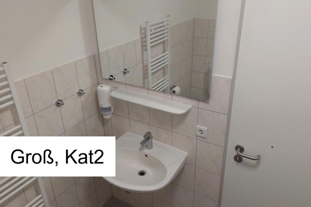 Neumünster Kiek In Aoer Jugendherberge & Hostel מראה חיצוני תמונה