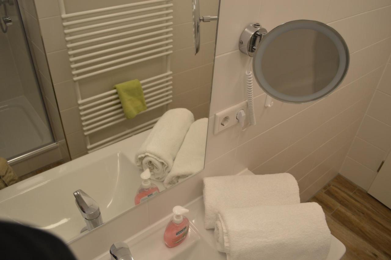 Neumünster Kiek In Aoer Jugendherberge & Hostel מראה חיצוני תמונה